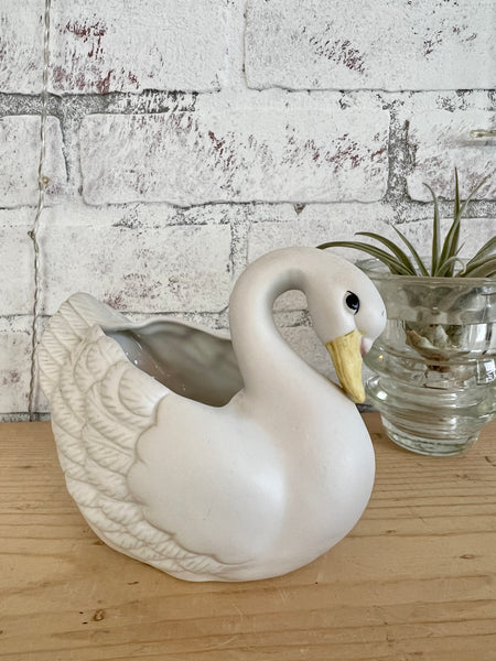 Ceramic Homeco Swan Planter